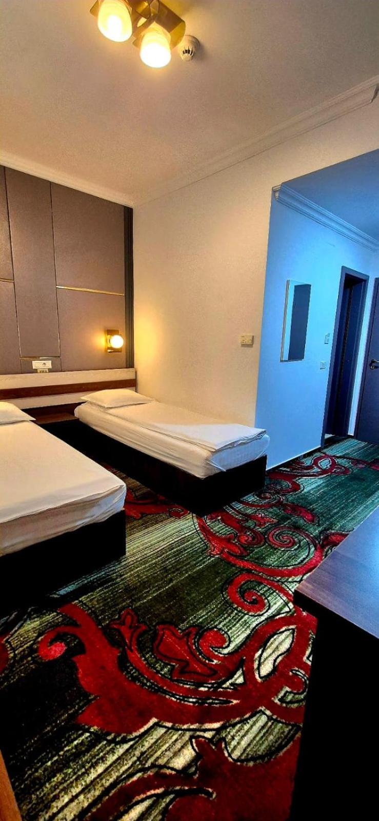 Hostel Orhideea Buzau Luaran gambar